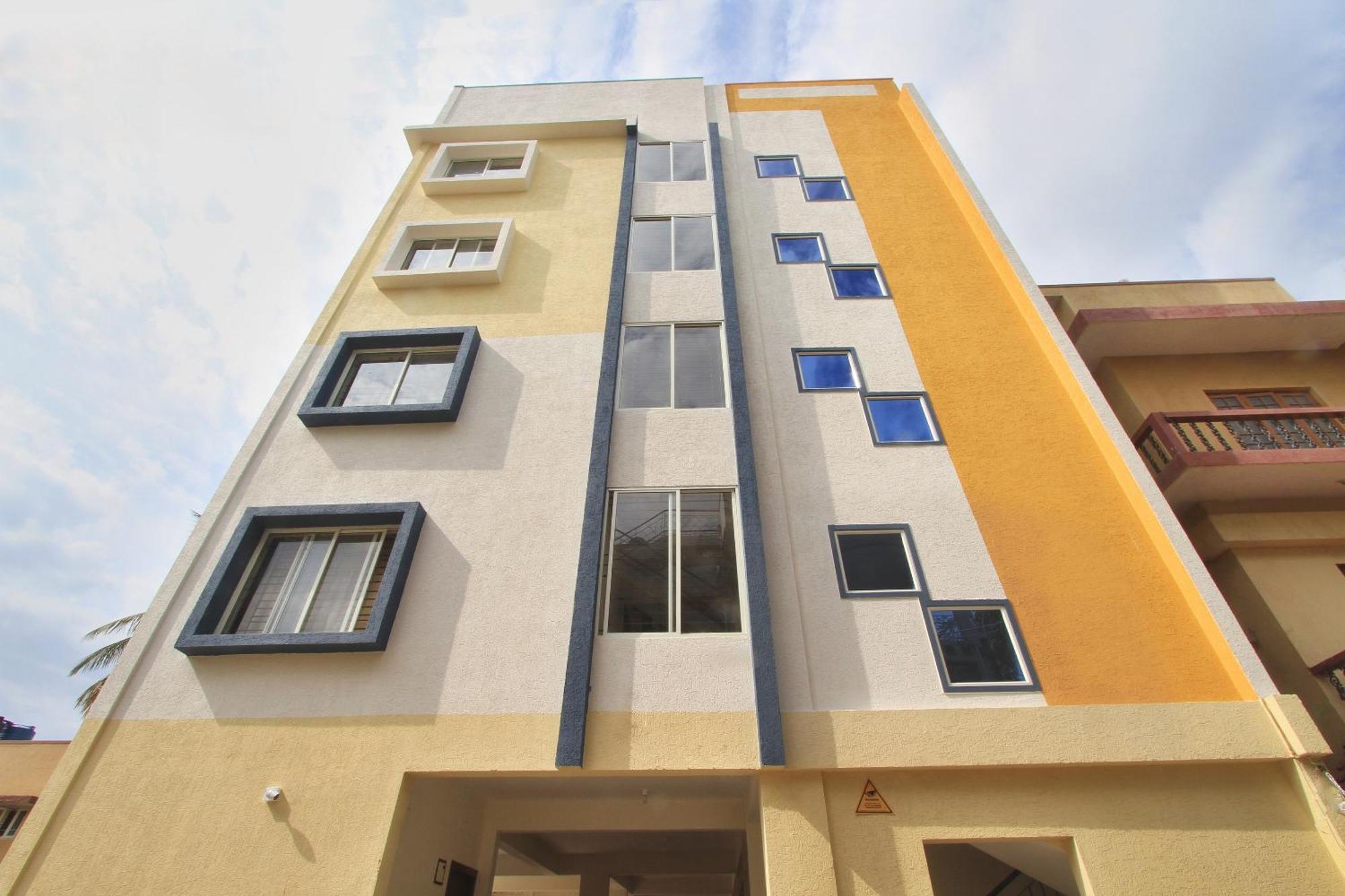 OYO 9419 Manu Residency Bangalore Exterior foto